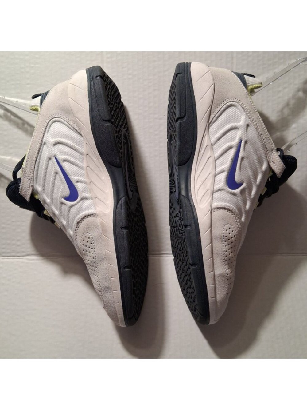 Nike SB Zoom Air Sneakers White/Blue Mens Size 9 Suede & Mesh Upper Lightweight - Picture 4 of 10